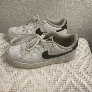 Cute preowned air force 1s